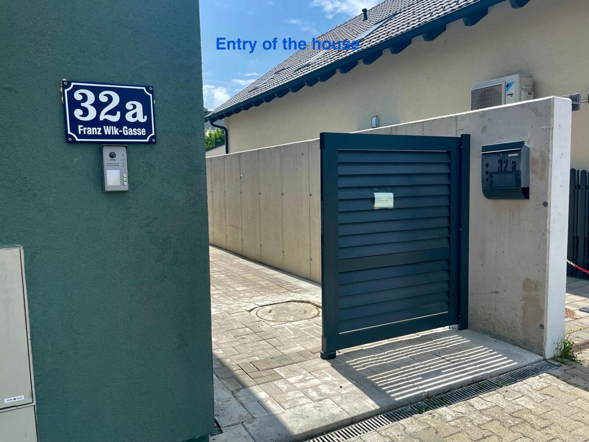 Cozy Apartment Near Vienna Airport Schwechat Exteriör bild