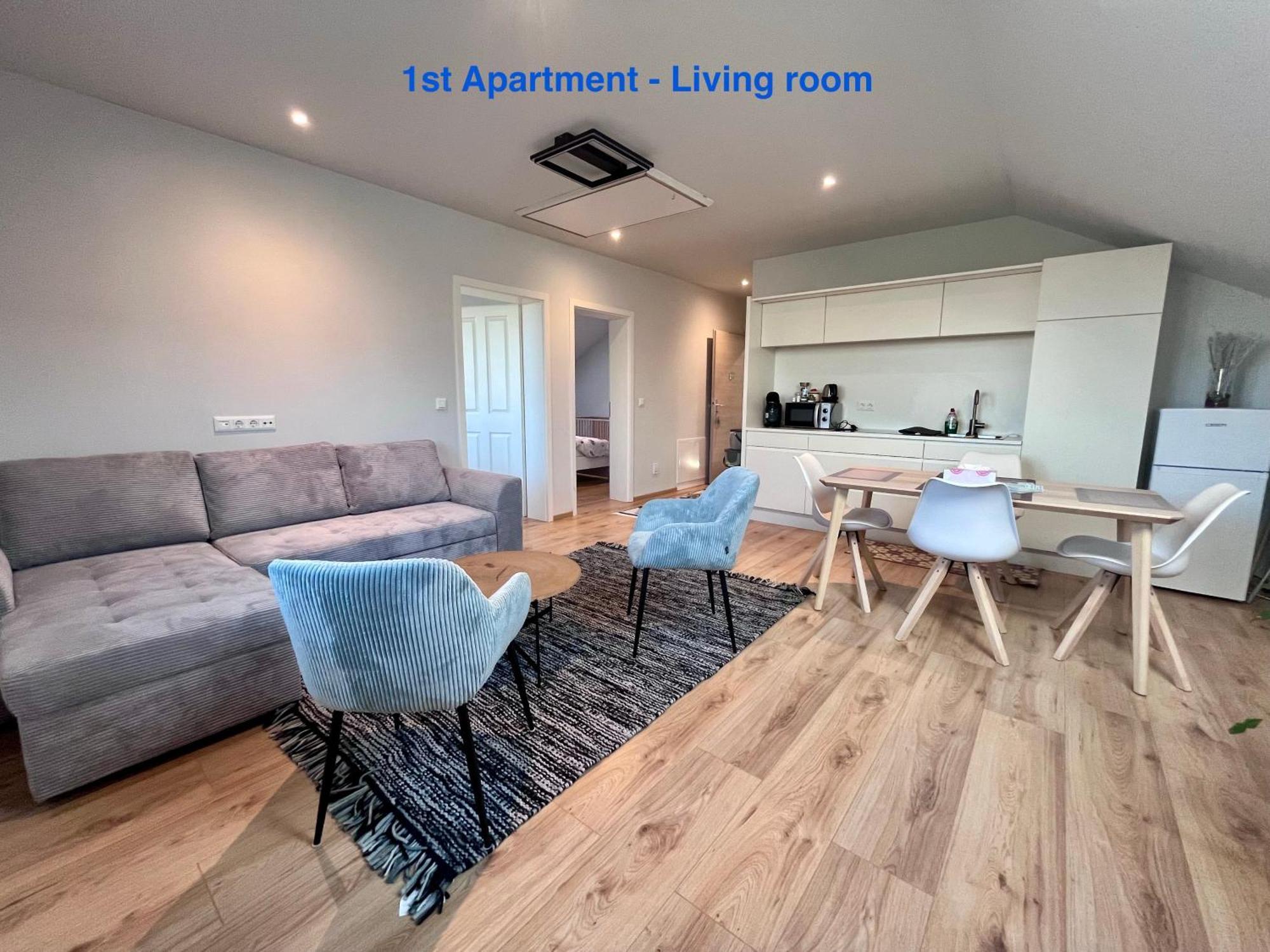 Cozy Apartment Near Vienna Airport Schwechat Exteriör bild